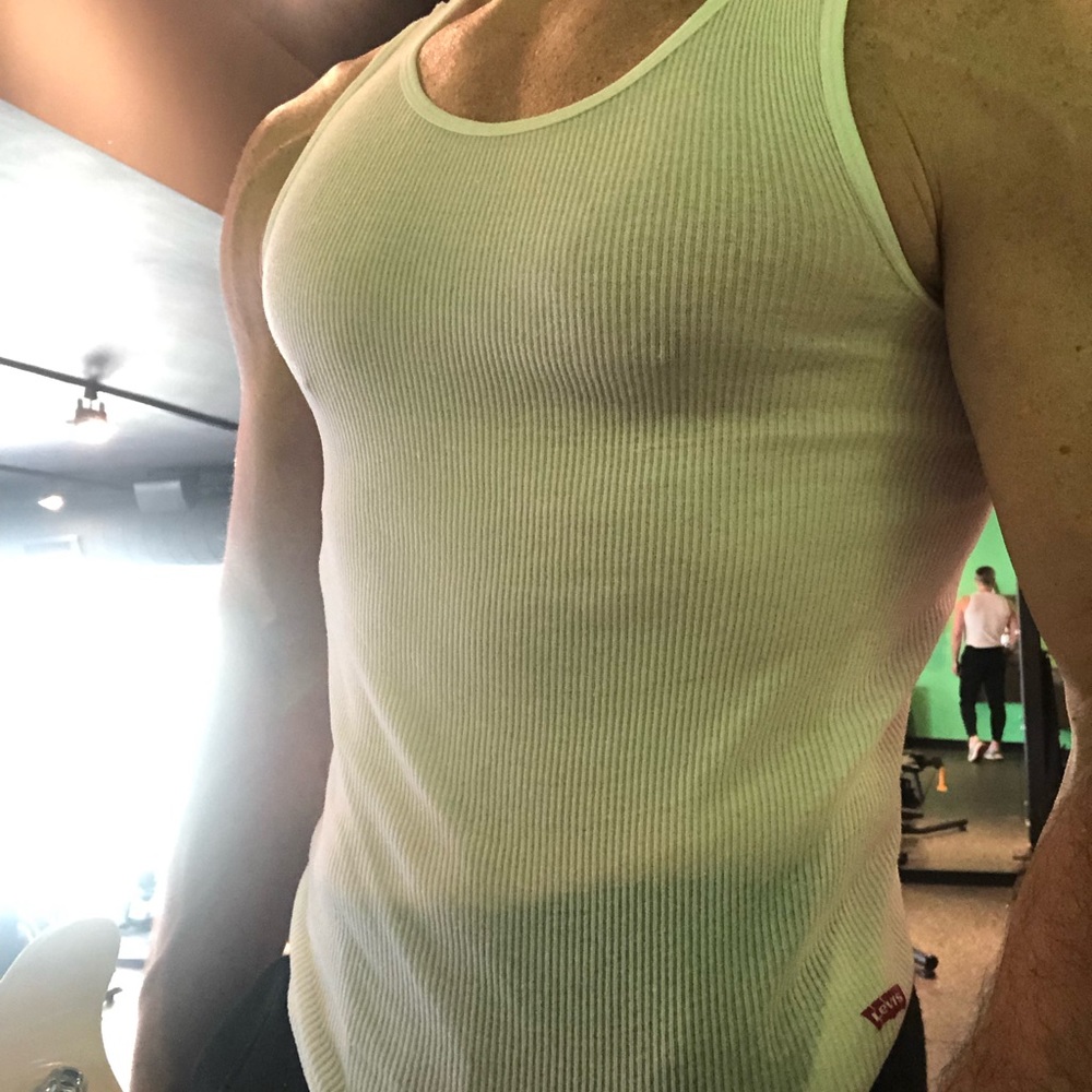 Pair of 2 Levi’s Ribbed Cotton Tank Top - Picture 2 of 5